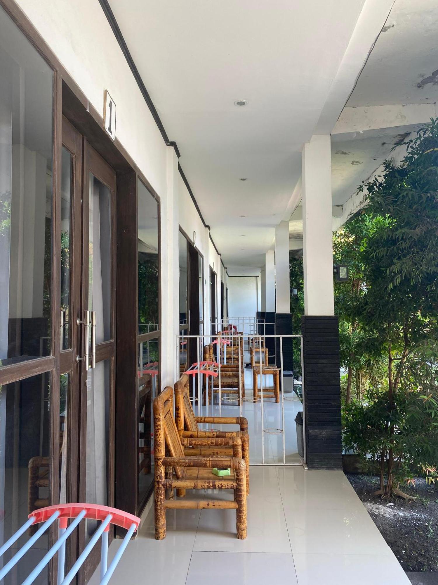 Akalanka Homestay Gili Trawangan Exterior foto